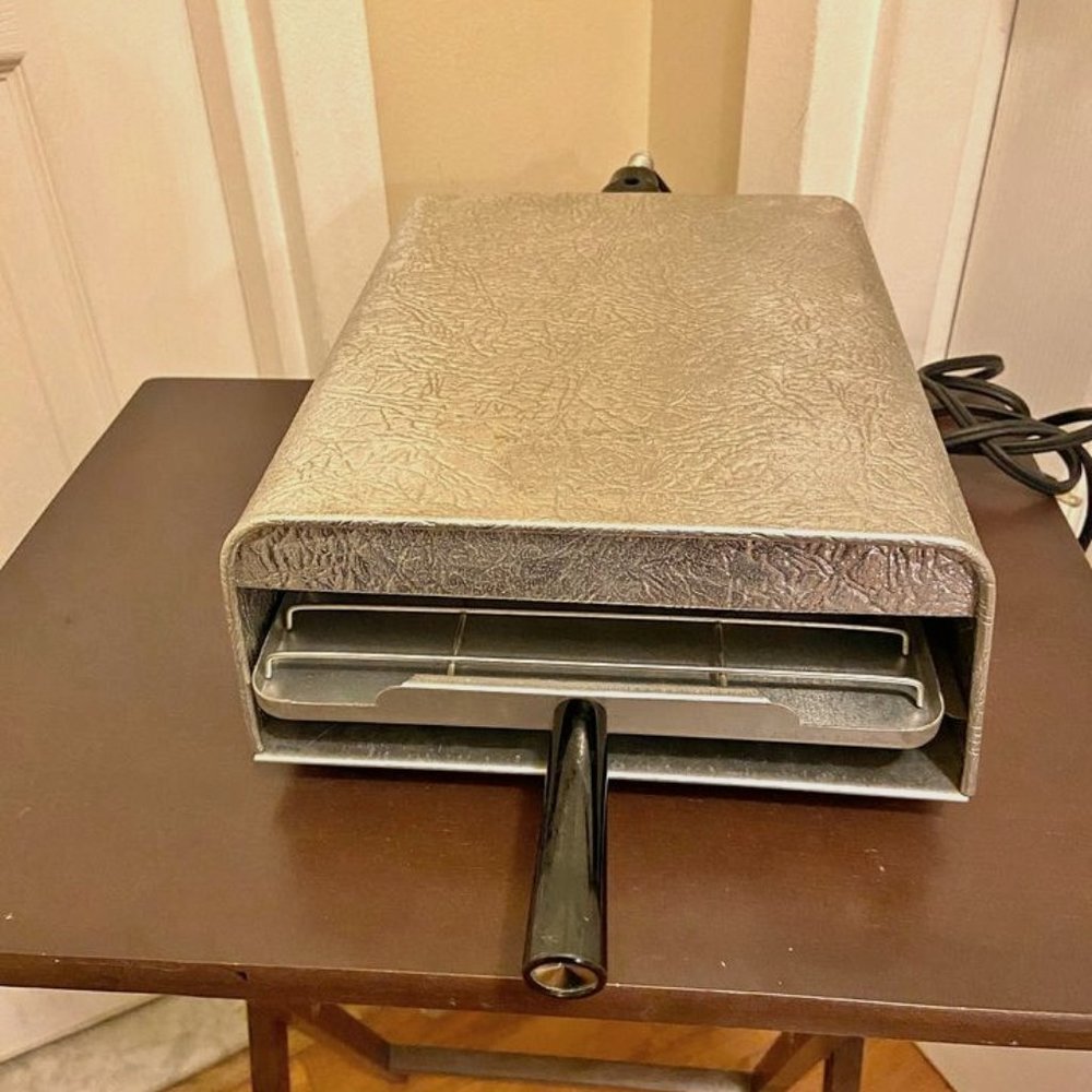 Vintage MCM Munsey Toaster / Broiler